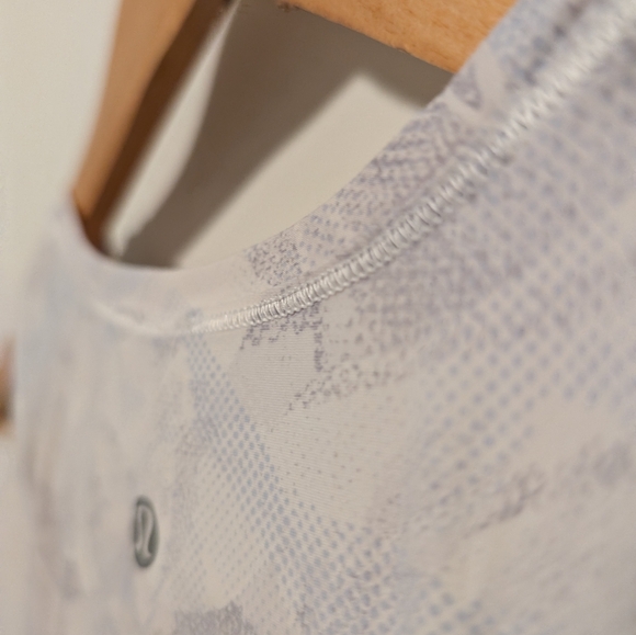 Lululemon Ace Tank in Jasmine White / Multi White UV Shield - Picture 9 of 11